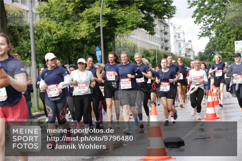 14.06.2026 - REWE Women's Run Jannik Wohlers http://msf.ph/oto/9796480 14.06.2026 09:10:40 Laufen 11489, 11118, 6, 31, 10064, 11448, 96111 meine-sportfotos.de