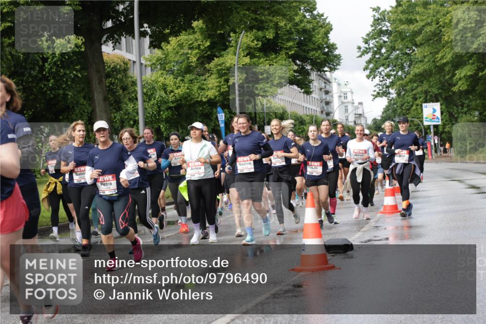 14.06.2026 - REWE Women's Run Jannik Wohlers http://msf.ph/oto/9796490 14.06.2026 09:10:41 Laufen 1017, 11489 meine-sportfotos.de
