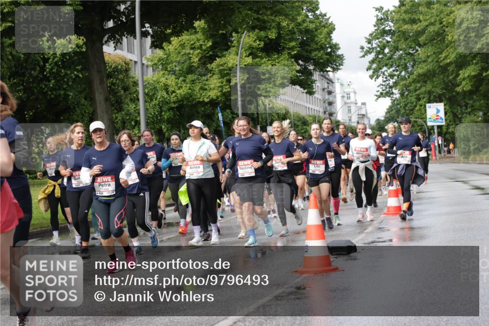 14.06.2026 - REWE Women's Run Jannik Wohlers http://msf.ph/oto/9796493 14.06.2026 09:10:41 Laufen 101, 11489 meine-sportfotos.de