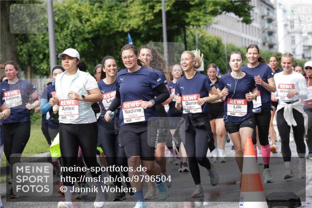 14.06.2026 - REWE Women's Run Jannik Wohlers http://msf.ph/oto/9796504 14.06.2026 09:10:42 Laufen 11206, 11118, 10064, 7, 10890, 11448, 1119, 7 meine-sportfotos.de