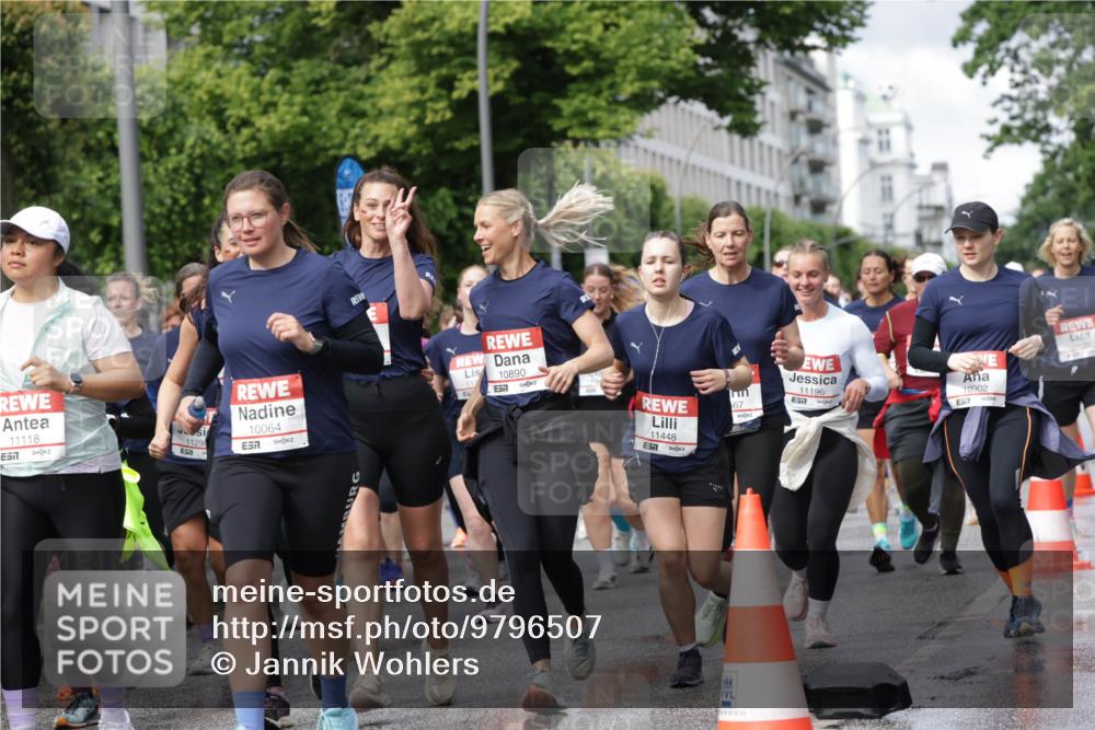 14.06.2026 - REWE Women's Run Jannik Wohlers http://msf.ph/oto/9796507 14.06.2026 09:10:43 Laufen 11118, 657, 11294, 7, 10064, 7, 10890, 57, 100, 11448, 67, 11196, 10902, 02, 22 meine-sportfotos.de