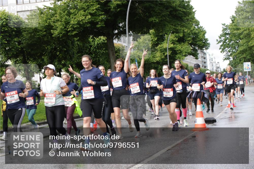14.06.2026 - REWE Women's Run Jannik Wohlers http://msf.ph/oto/9796551 14.06.2026 09:10:44 Laufen 10432, 10412, 10064, 11118, 11448 meine-sportfotos.de