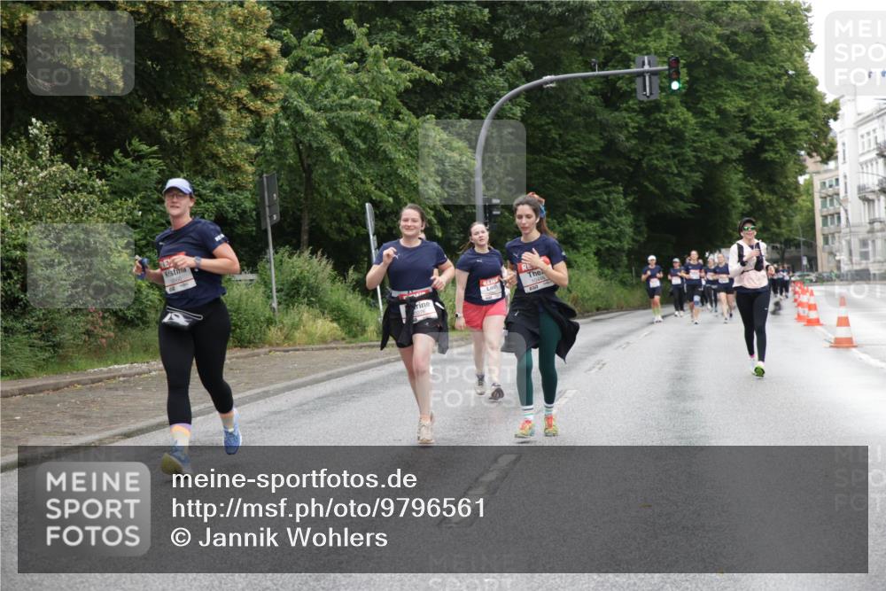14.06.2026 - REWE Women's Run Jannik Wohlers http://msf.ph/oto/9796561 14.06.2026 09:58:57 Laufen 660, 10448 meine-sportfotos.de