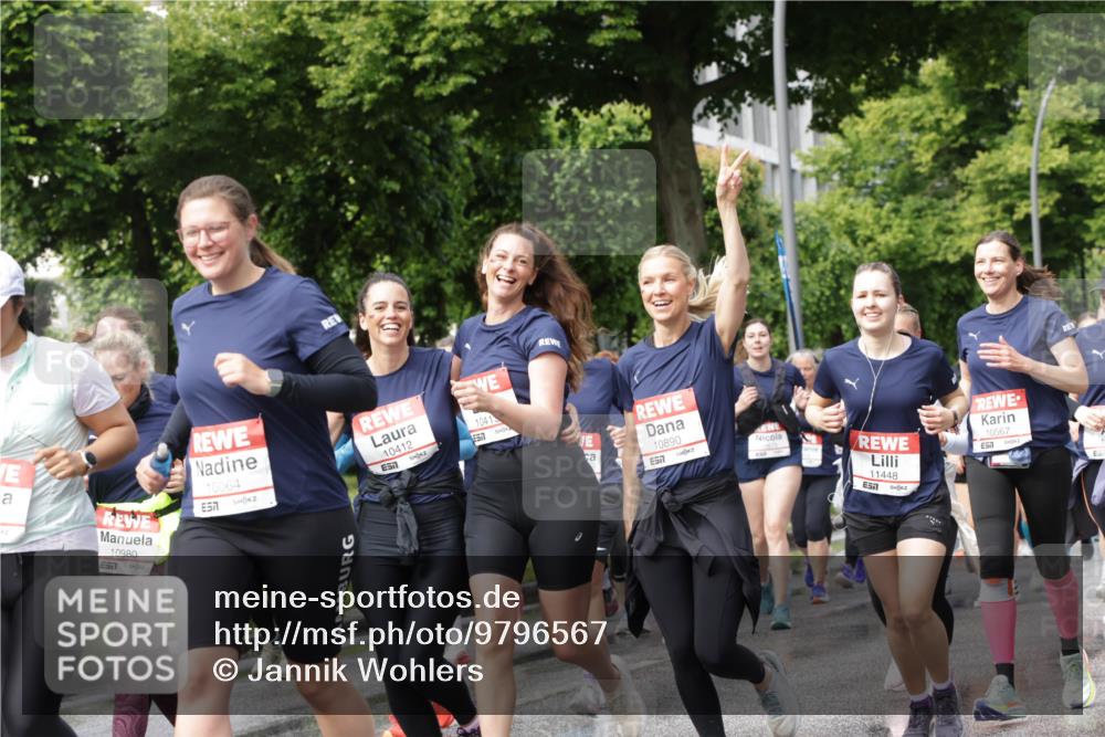 14.06.2026 - REWE Women's Run Jannik Wohlers http://msf.ph/oto/9796567 14.06.2026 09:10:45 Laufen 10980, 7, 10064, 657, 10412, 1041, 10890, 7, 11448, 10567, 51 meine-sportfotos.de