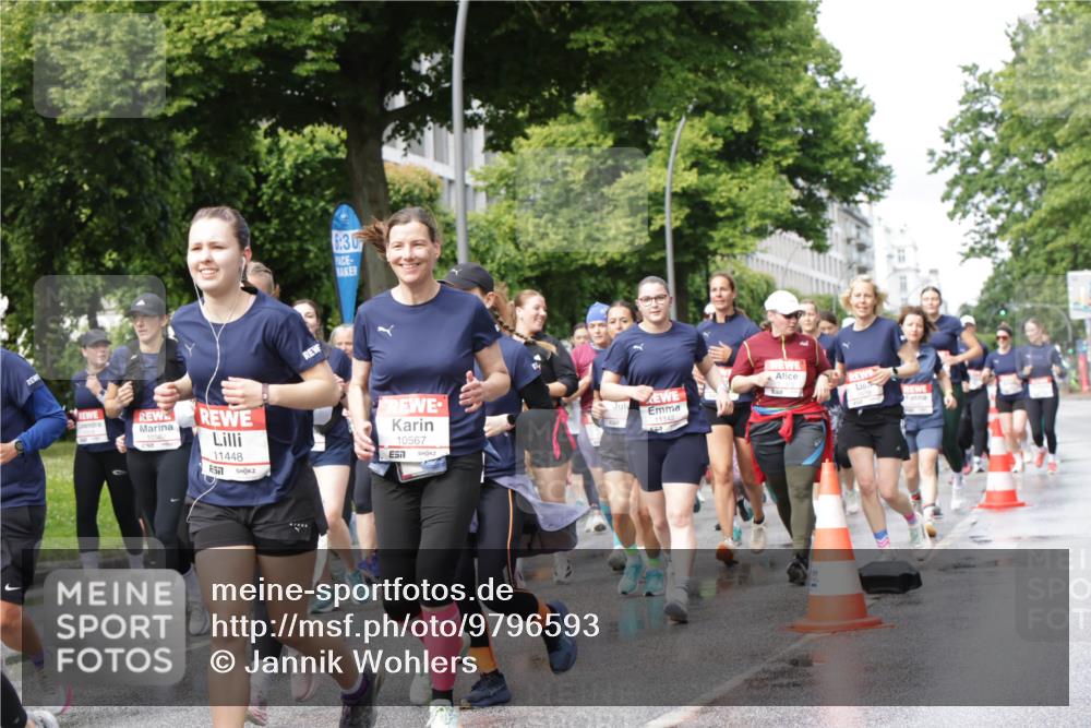 14.06.2026 - REWE Women's Run Jannik Wohlers http://msf.ph/oto/9796593 14.06.2026 09:10:46 Laufen 6, 30, 11448, 10567, 7 meine-sportfotos.de