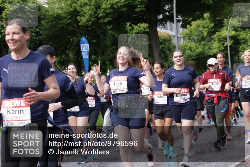 14.06.2026 - REWE Women's Run Jannik Wohlers http://msf.ph/oto/9796596 14.06.2026 09:10:47 Laufen 10567, 6, 30, 11375, 57, 10055, 517, 11142, 10913 meine-sportfotos.de