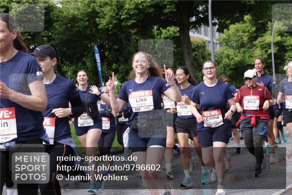 14.06.2026 - REWE Women's Run Jannik Wohlers http://msf.ph/oto/9796602 14.06.2026 09:10:48 Laufen 57, 10675, 114, 11375, 657, 10055, 7, 11142, 10913 meine-sportfotos.de
