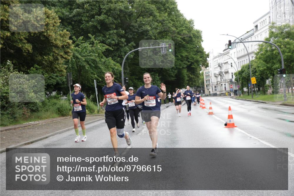 14.06.2026 - REWE Women's Run Jannik Wohlers http://msf.ph/oto/9796615 14.06.2026 09:59:09 Laufen 11002, 11187 meine-sportfotos.de
