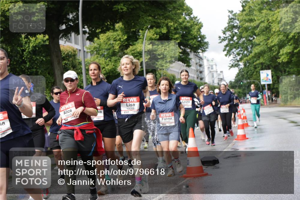 14.06.2026 - REWE Women's Run Jannik Wohlers http://msf.ph/oto/9796618 14.06.2026 09:10:49 Laufen 2, 577, 10913, 10058, 57, 11483, 11397 meine-sportfotos.de