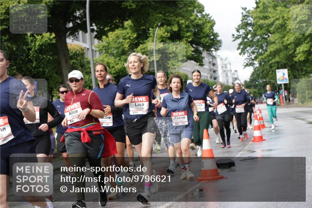 14.06.2026 - REWE Women's Run Jannik Wohlers http://msf.ph/oto/9796621 14.06.2026 09:10:49 Laufen 10913, 10251, 67, 10058, 11483, 57 meine-sportfotos.de