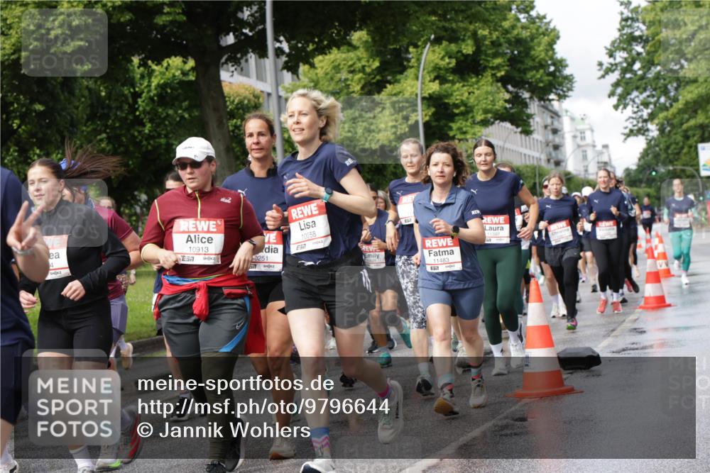 14.06.2026 - REWE Women's Run Jannik Wohlers http://msf.ph/oto/9796644 14.06.2026 09:10:49 Laufen 4, 10913, 0251, 57, 10058, 11483, 11397 meine-sportfotos.de