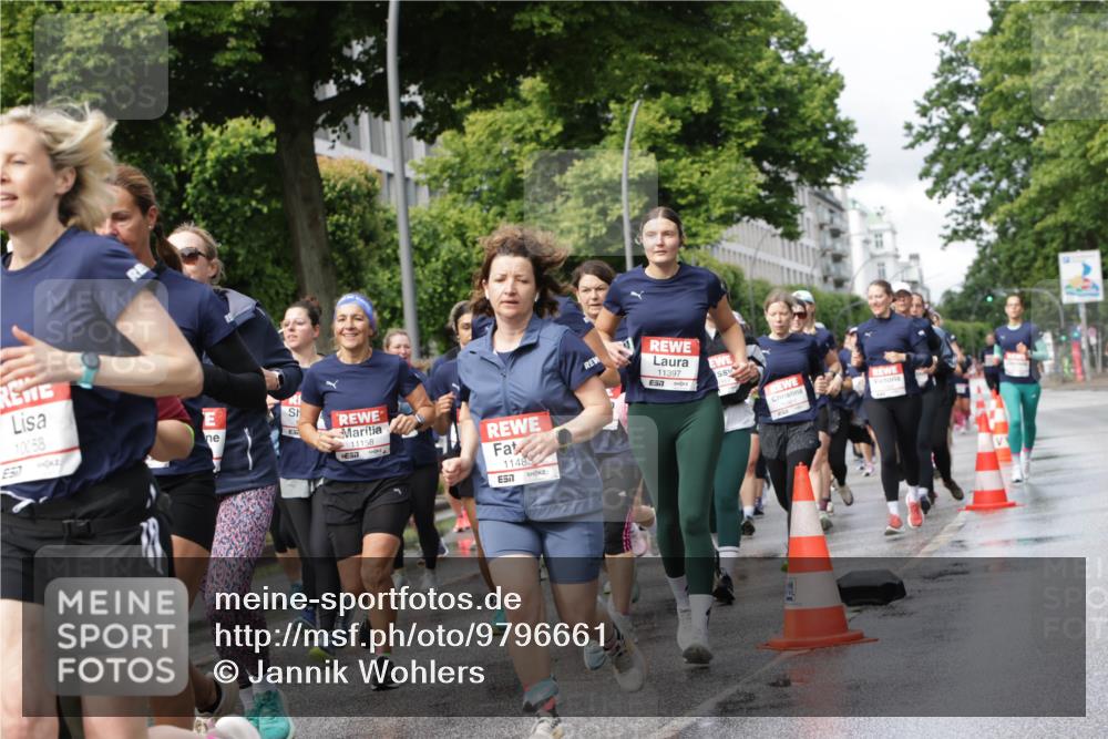 14.06.2026 - REWE Women's Run Jannik Wohlers http://msf.ph/oto/9796661 14.06.2026 09:10:50 Laufen 5771, 10058, 11158, 1148, 57, 11397 meine-sportfotos.de