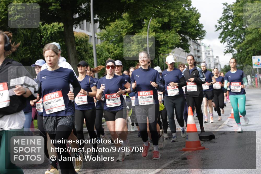 14.06.2026 - REWE Women's Run Jannik Wohlers http://msf.ph/oto/9796708 14.06.2026 09:10:53 Laufen 1016, 517, 657, 10901, 10494, 11080, 10368, 10753, 10774 meine-sportfotos.de