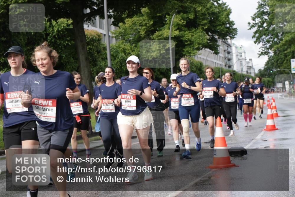 14.06.2026 - REWE Women's Run Jannik Wohlers http://msf.ph/oto/9796817 14.06.2026 09:11:00 Laufen 10683, 2577, 10617, 5577, 10050, 10646, 11264, 10588 meine-sportfotos.de