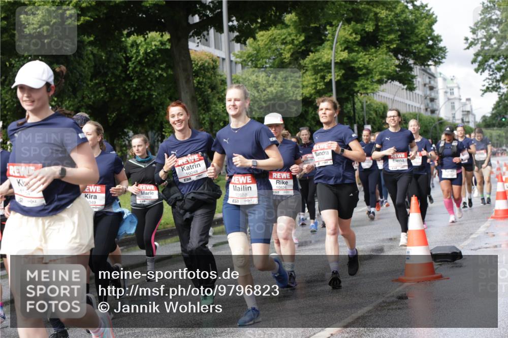 14.06.2026 - REWE Women's Run Jannik Wohlers http://msf.ph/oto/9796823 14.06.2026 09:11:02 Laufen 049, 10376, 10048, 10588, 10826 meine-sportfotos.de