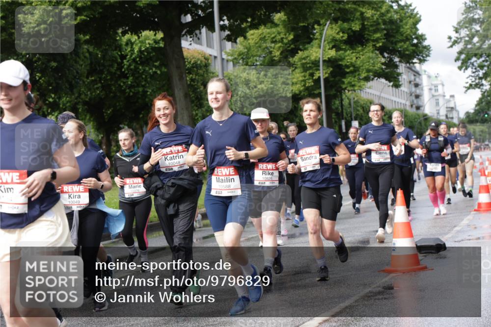 14.06.2026 - REWE Women's Run Jannik Wohlers http://msf.ph/oto/9796829 14.06.2026 09:11:02 Laufen 7, 10049, 10048, 7, 10588, 10826, 7, 11144 meine-sportfotos.de