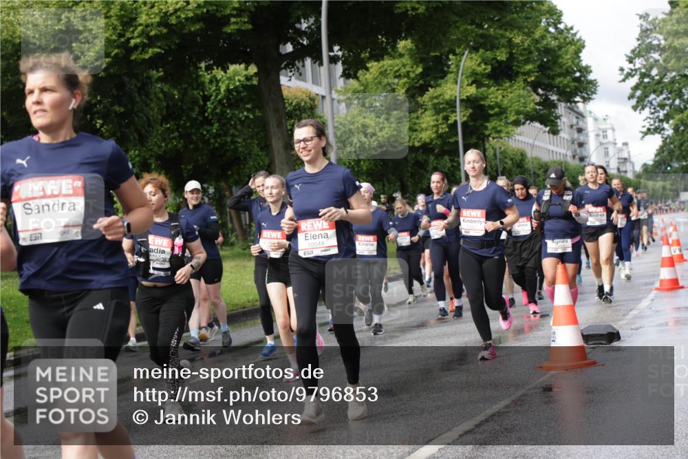 14.06.2026 - REWE Women's Run Jannik Wohlers http://msf.ph/oto/9796853 14.06.2026 09:11:04 Laufen 10544, 657, 653 meine-sportfotos.de