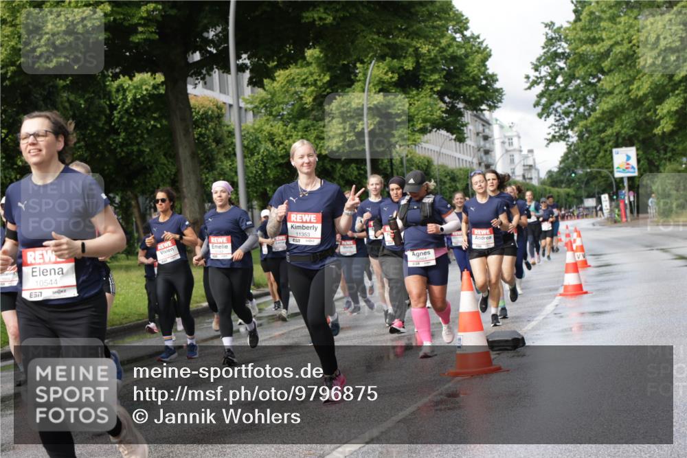 14.06.2026 - REWE Women's Run Jannik Wohlers http://msf.ph/oto/9796875 14.06.2026 09:11:05 Laufen 10544, 657, 11353 meine-sportfotos.de