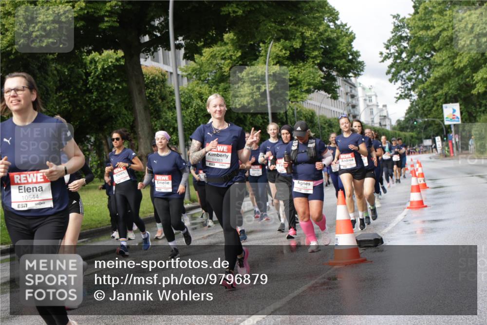 14.06.2026 - REWE Women's Run Jannik Wohlers http://msf.ph/oto/9796879 14.06.2026 09:11:05 Laufen 10544, 7, 11353, 657 meine-sportfotos.de