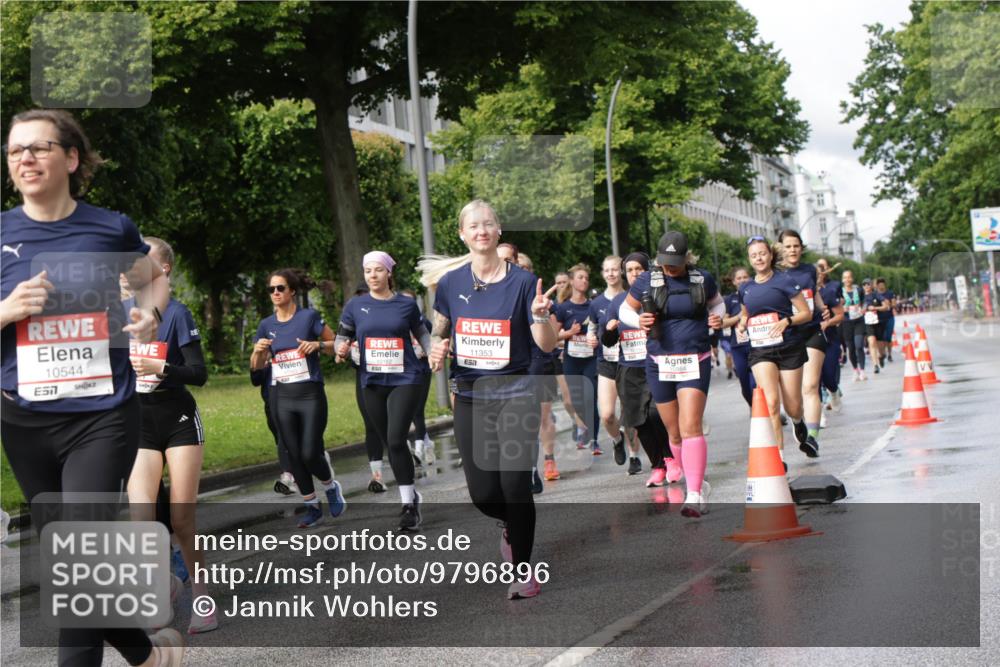 14.06.2026 - REWE Women's Run Jannik Wohlers http://msf.ph/oto/9796896 14.06.2026 09:11:06 Laufen 10544, 7, 11353, 51 meine-sportfotos.de