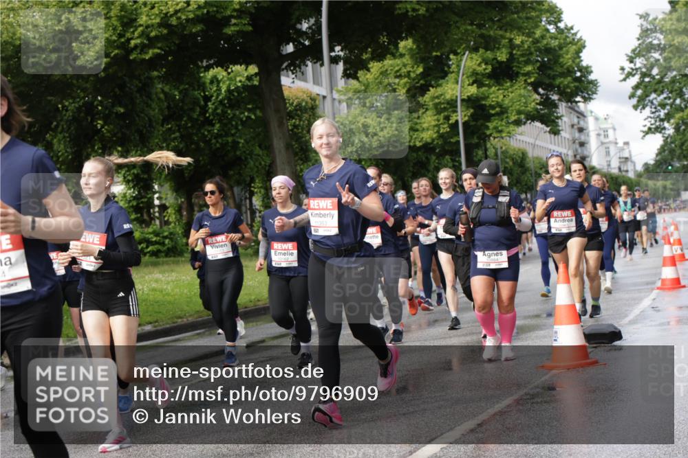 14.06.2026 - REWE Women's Run Jannik Wohlers http://msf.ph/oto/9796909 14.06.2026 09:11:06 Laufen 4, 11353, 10864 meine-sportfotos.de