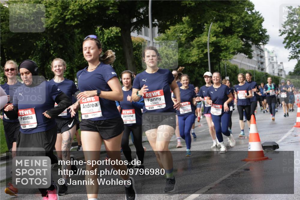 14.06.2026 - REWE Women's Run Jannik Wohlers http://msf.ph/oto/9796980 14.06.2026 09:11:09 Laufen 10186, 10963, 10775, 10965, 10414 meine-sportfotos.de
