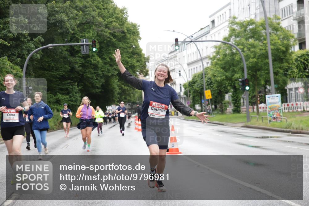 14.06.2026 - REWE Women's Run Jannik Wohlers http://msf.ph/oto/9796981 14.06.2026 09:59:51 Laufen 11043, 57, 10409, 7 meine-sportfotos.de