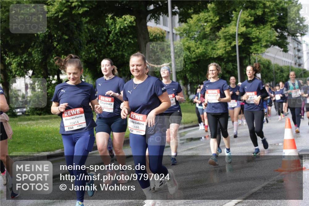 14.06.2026 - REWE Women's Run Jannik Wohlers http://msf.ph/oto/9797024 14.06.2026 09:11:11 Laufen 10414, 10836, 10685, 7 meine-sportfotos.de
