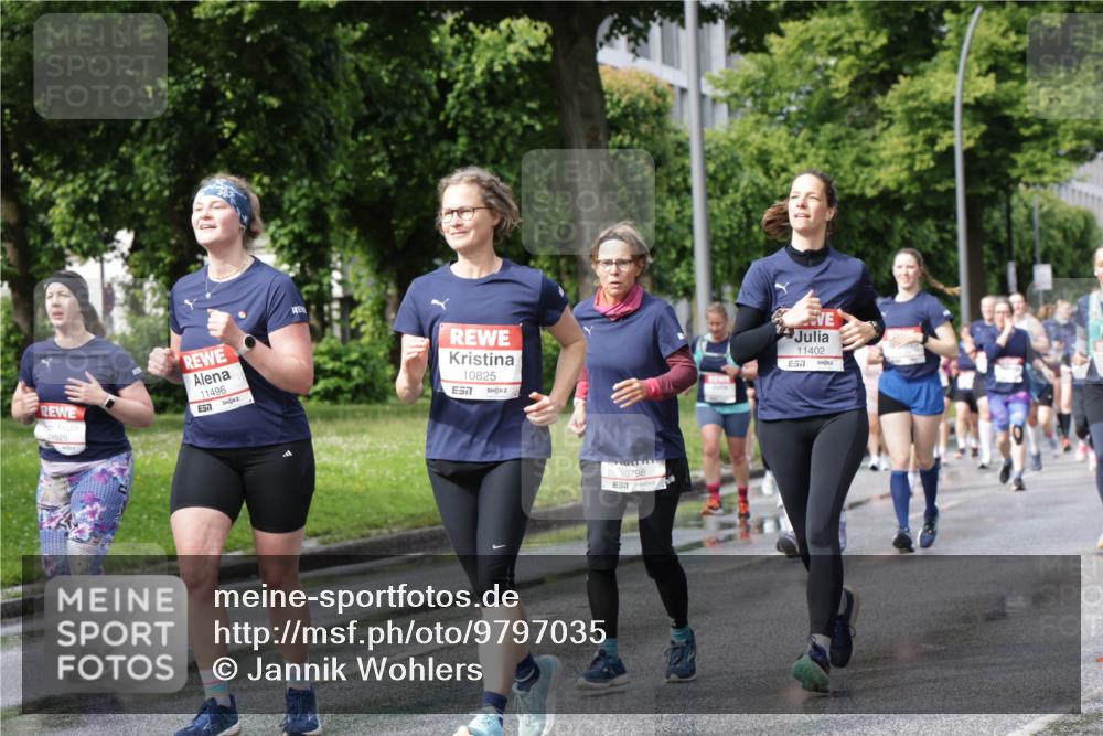 14.06.2026 - REWE Women's Run Jannik Wohlers http://msf.ph/oto/9797035 14.06.2026 09:11:13 Laufen 1525, 11496, 10825, 57, 10798, 11402, 7 meine-sportfotos.de