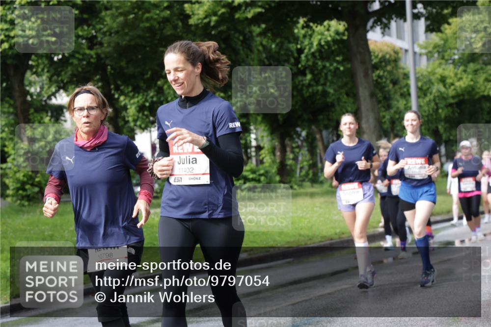 14.06.2026 - REWE Women's Run Jannik Wohlers http://msf.ph/oto/9797054 14.06.2026 09:11:15 Laufen 10798, 11402 meine-sportfotos.de