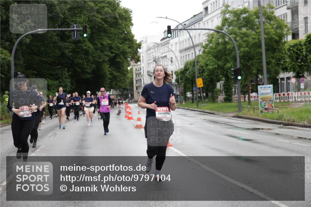 14.06.2026 - REWE Women's Run Jannik Wohlers http://msf.ph/oto/9797104 14.06.2026 10:00:09 Laufen 11305, 01 meine-sportfotos.de