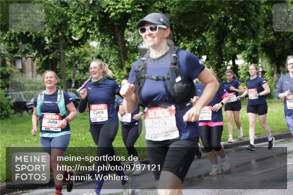 14.06.2026 - REWE Women's Run Jannik Wohlers http://msf.ph/oto/9797121 14.06.2026 09:11:19 Laufen 11271, 7, 10439, 7, 10428 meine-sportfotos.de