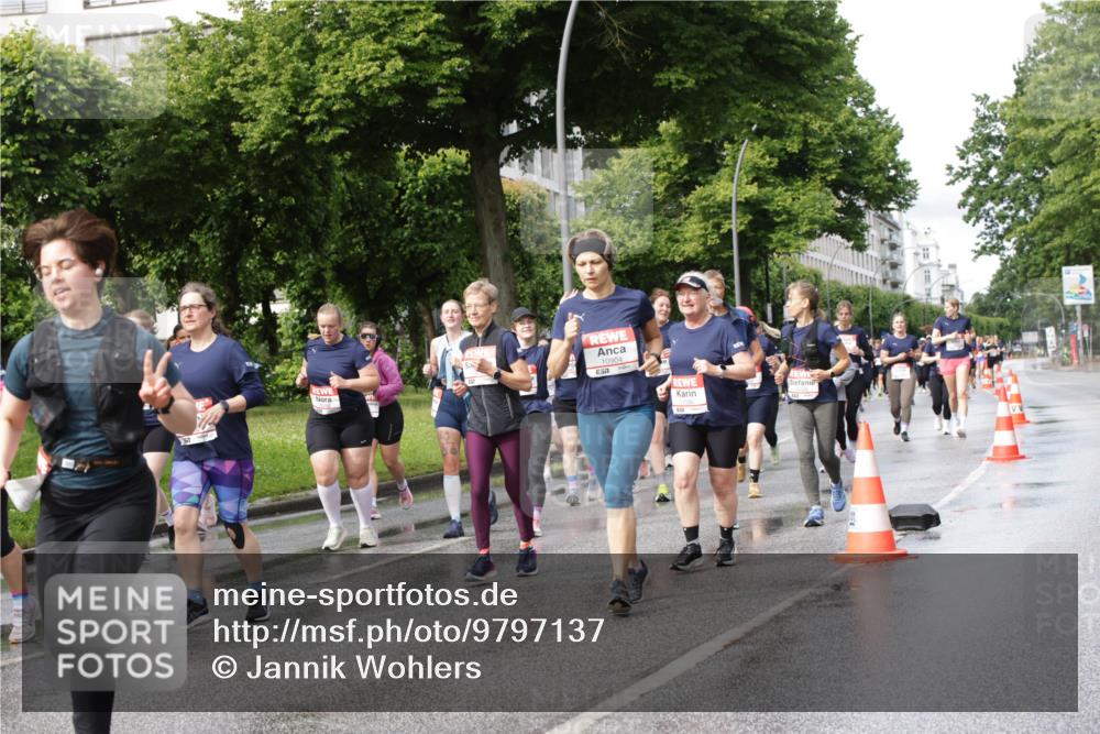 14.06.2026 - REWE Women's Run Jannik Wohlers http://msf.ph/oto/9797137 14.06.2026 09:11:20 Laufen 10904, 57 meine-sportfotos.de