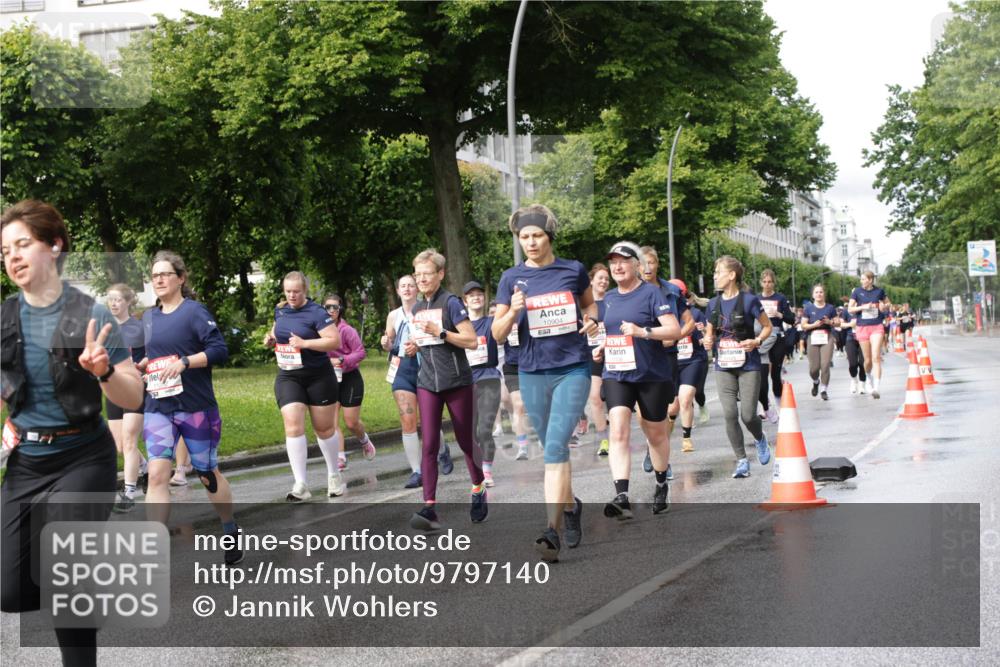 14.06.2026 - REWE Women's Run Jannik Wohlers http://msf.ph/oto/9797140 14.06.2026 09:11:20 Laufen 10904, 10425 meine-sportfotos.de