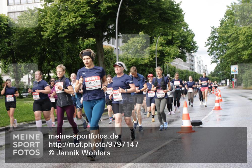 14.06.2026 - REWE Women's Run Jannik Wohlers http://msf.ph/oto/9797147 14.06.2026 09:11:21 Laufen 10904, 657, 11036 meine-sportfotos.de