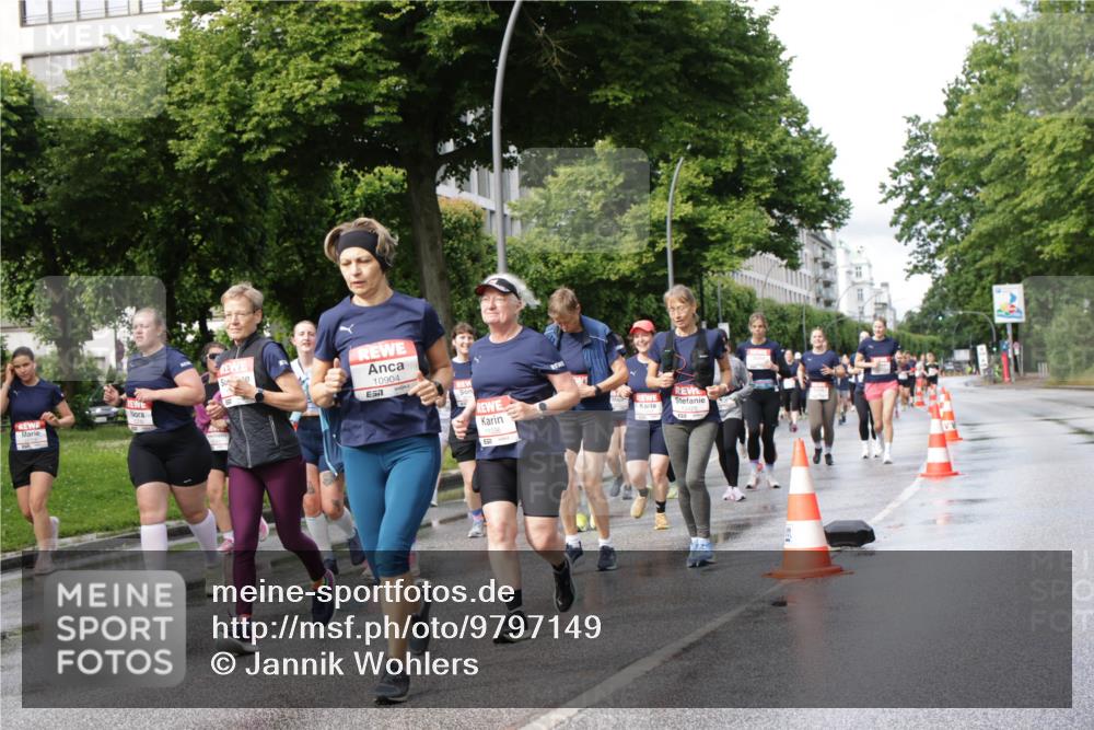 14.06.2026 - REWE Women's Run Jannik Wohlers http://msf.ph/oto/9797149 14.06.2026 09:11:21 Laufen 10904 meine-sportfotos.de