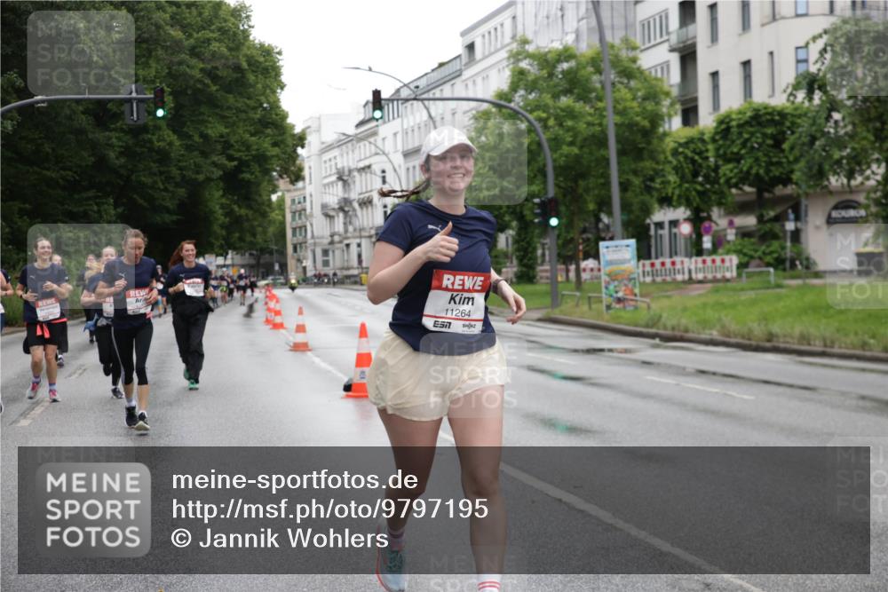 14.06.2026 - REWE Women's Run Jannik Wohlers http://msf.ph/oto/9797195 14.06.2026 10:00:17 Laufen 11264 meine-sportfotos.de