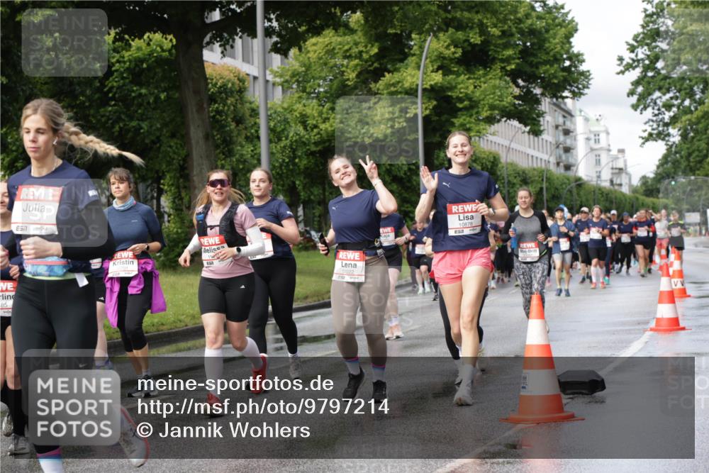 14.06.2026 - REWE Women's Run Jannik Wohlers http://msf.ph/oto/9797214 14.06.2026 09:11:26 Laufen 85, 657, 11022, 10878 meine-sportfotos.de