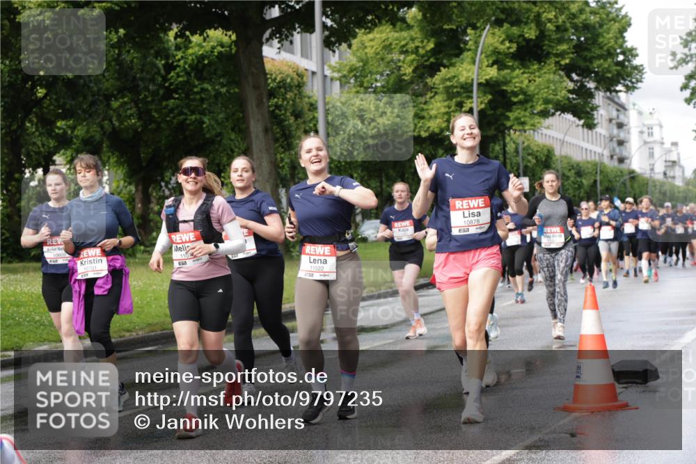 14.06.2026 - REWE Women's Run Jannik Wohlers http://msf.ph/oto/9797235 14.06.2026 09:11:27 Laufen 10609, 1107, 10701, 11022, 10878, 7 meine-sportfotos.de
