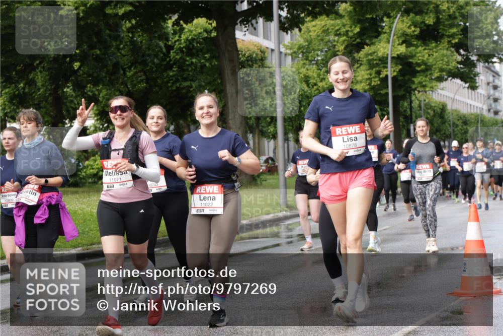 14.06.2026 - REWE Women's Run Jannik Wohlers http://msf.ph/oto/9797269 14.06.2026 09:11:28 Laufen 10701, 10609, 11071, 10743, 11022, 7, 10878 meine-sportfotos.de