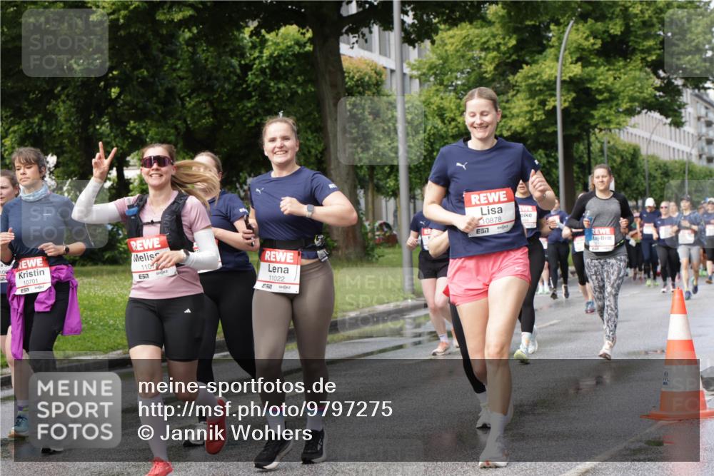 14.06.2026 - REWE Women's Run Jannik Wohlers http://msf.ph/oto/9797275 14.06.2026 09:11:28 Laufen 10701, 110, 651, 11022, 7, 10878, 57 meine-sportfotos.de