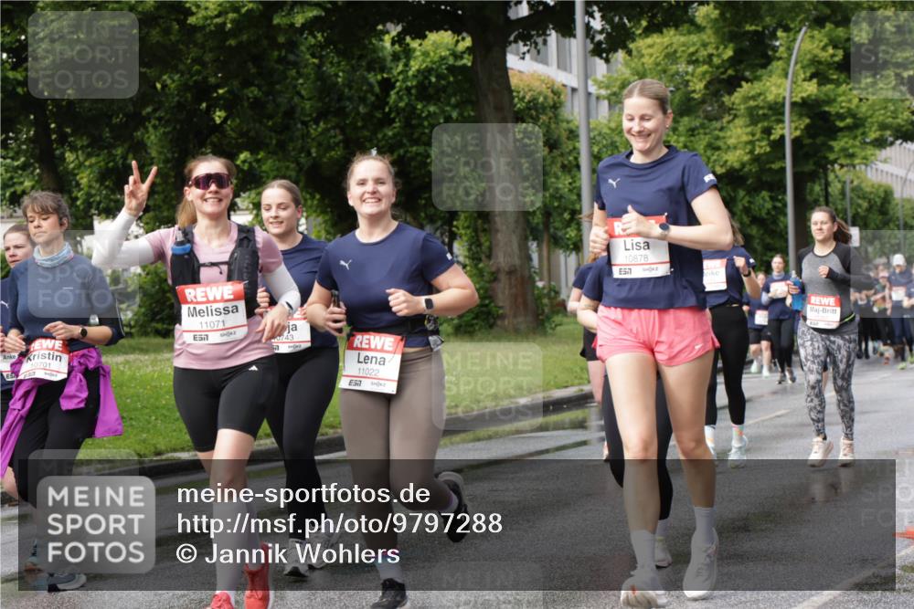 14.06.2026 - REWE Women's Run Jannik Wohlers http://msf.ph/oto/9797288 14.06.2026 09:11:28 Laufen 10701, 11071, 7, 0743, 11022, 10878, 657 meine-sportfotos.de