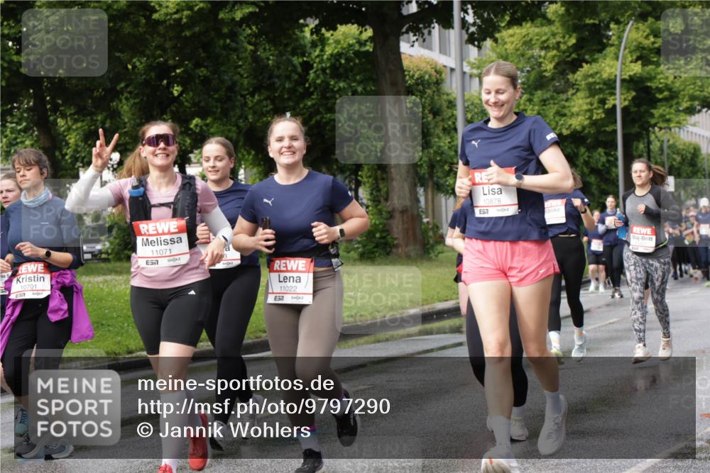 14.06.2026 - REWE Women's Run Jannik Wohlers http://msf.ph/oto/9797290 14.06.2026 09:11:28 Laufen 10701, 7, 11071, 7, 11022, 7, 10878, 657 meine-sportfotos.de