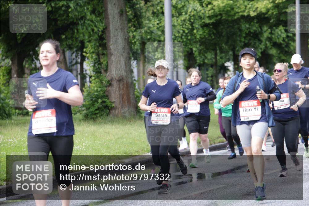 14.06.2026 - REWE Women's Run Jannik Wohlers http://msf.ph/oto/9797332 14.06.2026 09:11:34 Laufen 1577, 10293, 7, 10760, 57, 11062, 57 meine-sportfotos.de