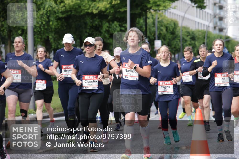 14.06.2026 - REWE Women's Run Jannik Wohlers http://msf.ph/oto/9797399 14.06.2026 09:11:37 Laufen 27, 10079, 10652, 7, 10360, 657, 10361, 57, 11102 meine-sportfotos.de