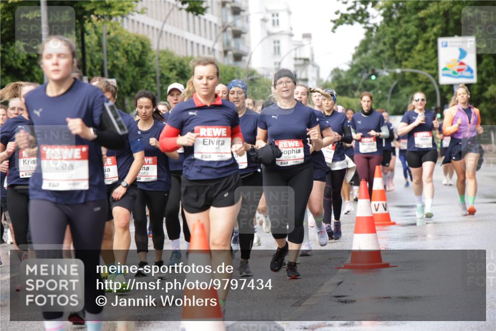 14.06.2026 - REWE Women's Run Jannik Wohlers http://msf.ph/oto/9797434 14.06.2026 09:11:40 Laufen 114, 0953, 51, 10418, 123 meine-sportfotos.de