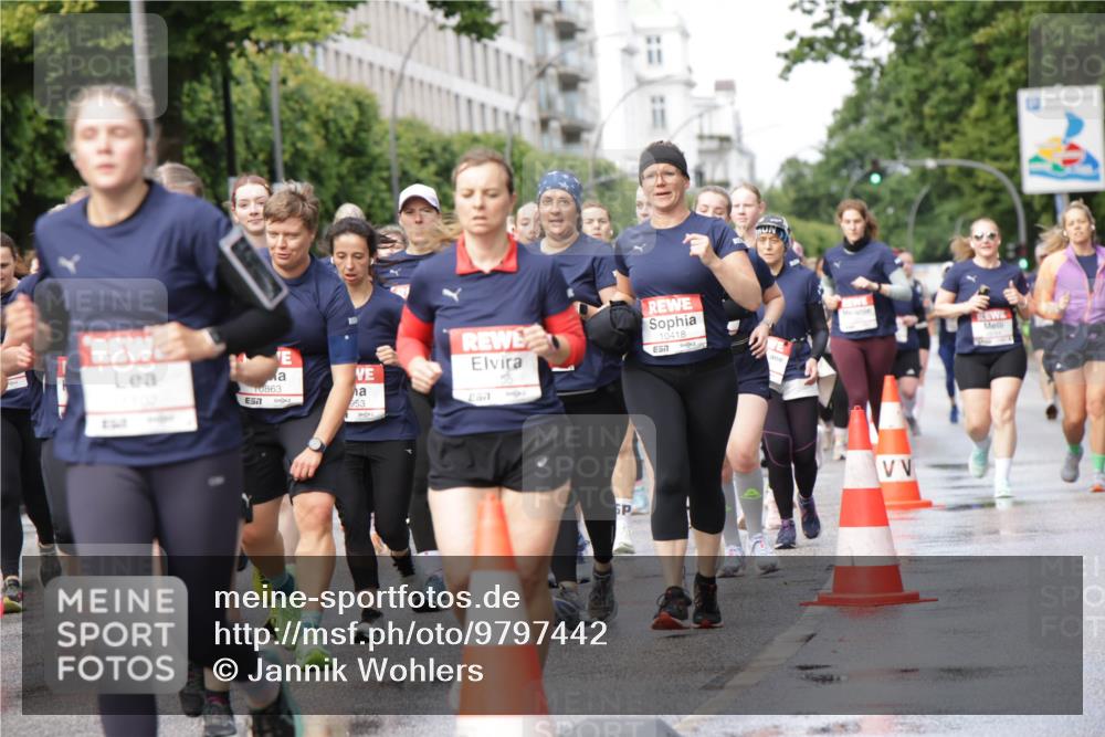 14.06.2026 - REWE Women's Run Jannik Wohlers http://msf.ph/oto/9797442 14.06.2026 09:11:40 Laufen 10418, 57, 10863, 7, 953 meine-sportfotos.de