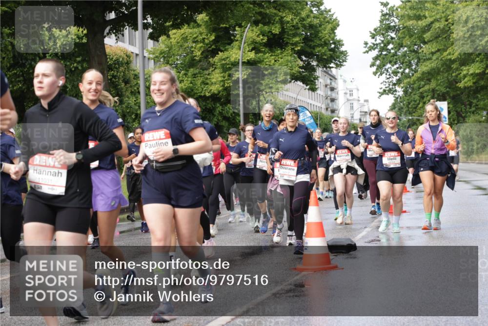 14.06.2026 - REWE Women's Run Jannik Wohlers http://msf.ph/oto/9797516 14.06.2026 09:11:46 Laufen 11031, 7, 00 meine-sportfotos.de