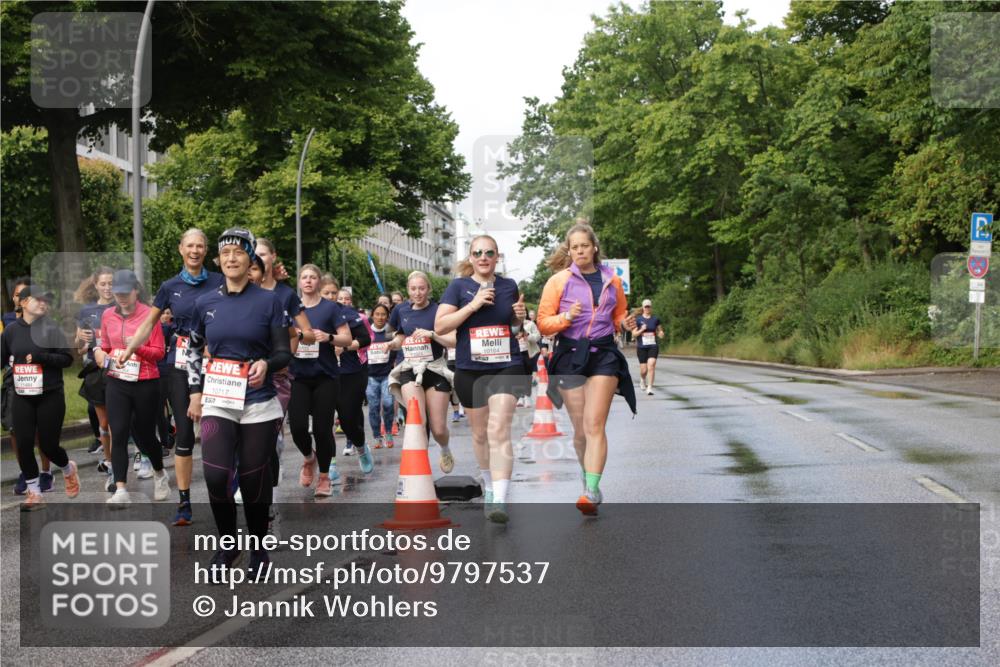 14.06.2026 - REWE Women's Run Jannik Wohlers http://msf.ph/oto/9797537 14.06.2026 09:11:48 Laufen 11484, 10717, 11024, 657 meine-sportfotos.de