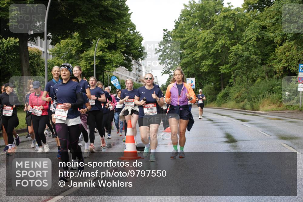 14.06.2026 - REWE Women's Run Jannik Wohlers http://msf.ph/oto/9797550 14.06.2026 09:11:48 Laufen 10717, 557, 7, 00, 11024 meine-sportfotos.de